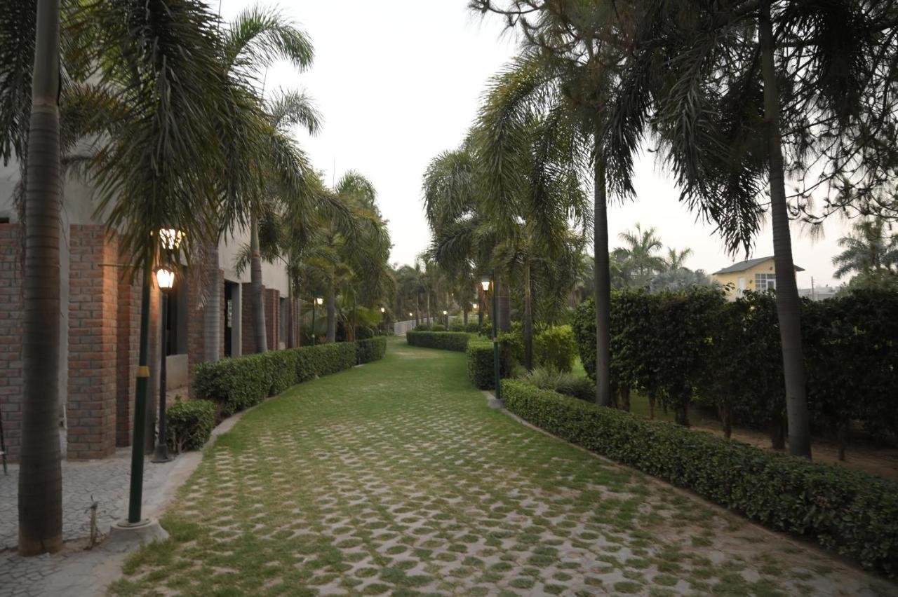 Kamal Resorts - The Luxury Of Being Yourself Лудхиана Экстерьер фото