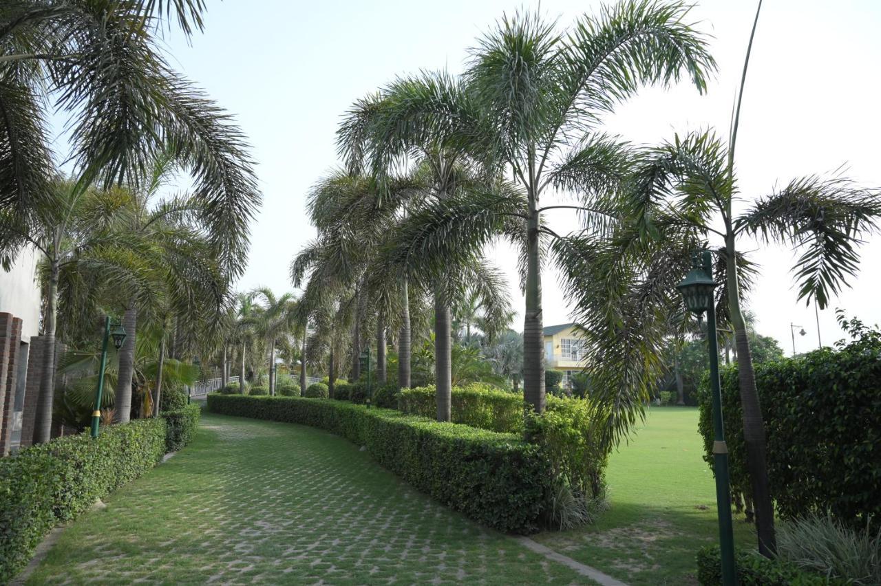 Kamal Resorts - The Luxury Of Being Yourself Лудхиана Экстерьер фото