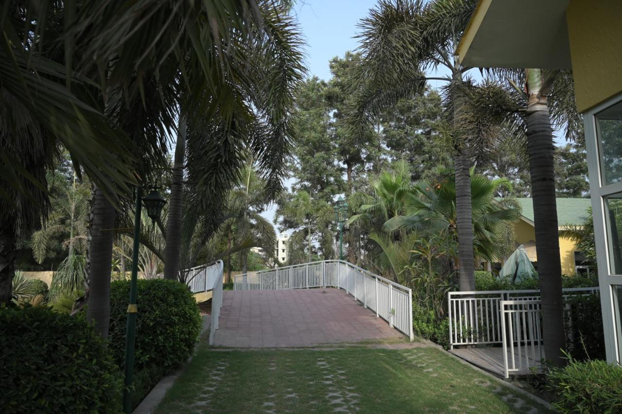 Kamal Resorts - The Luxury Of Being Yourself Лудхиана Экстерьер фото