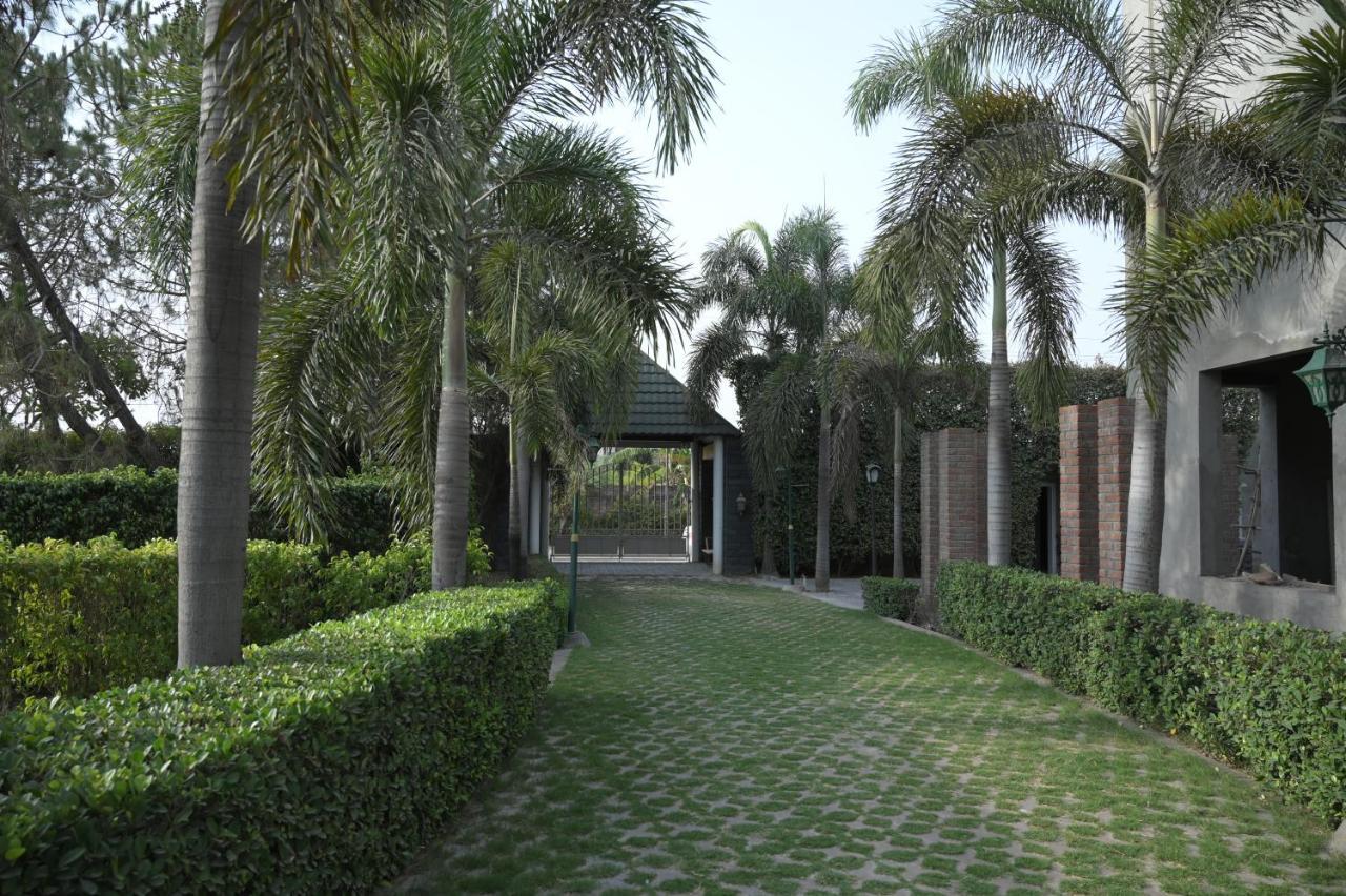Kamal Resorts - The Luxury Of Being Yourself Лудхиана Экстерьер фото